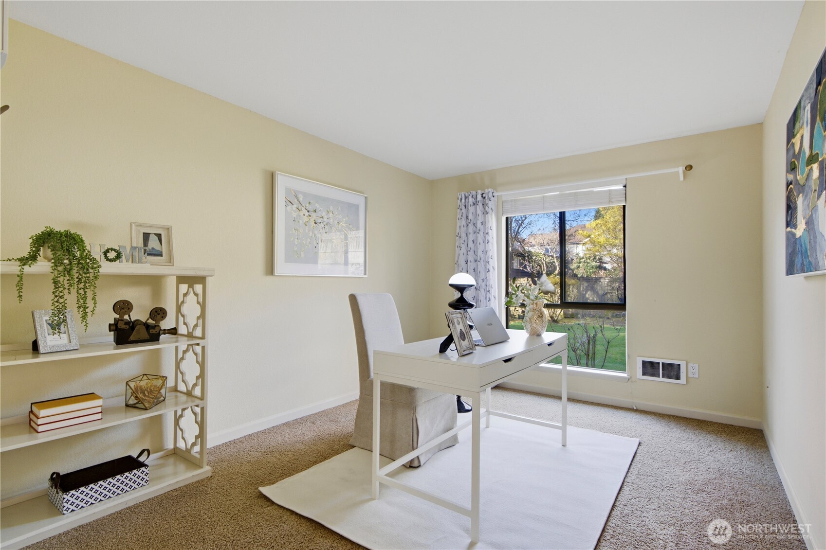 1619 102nd Place NE #B-2, Bellevue, WA 98004