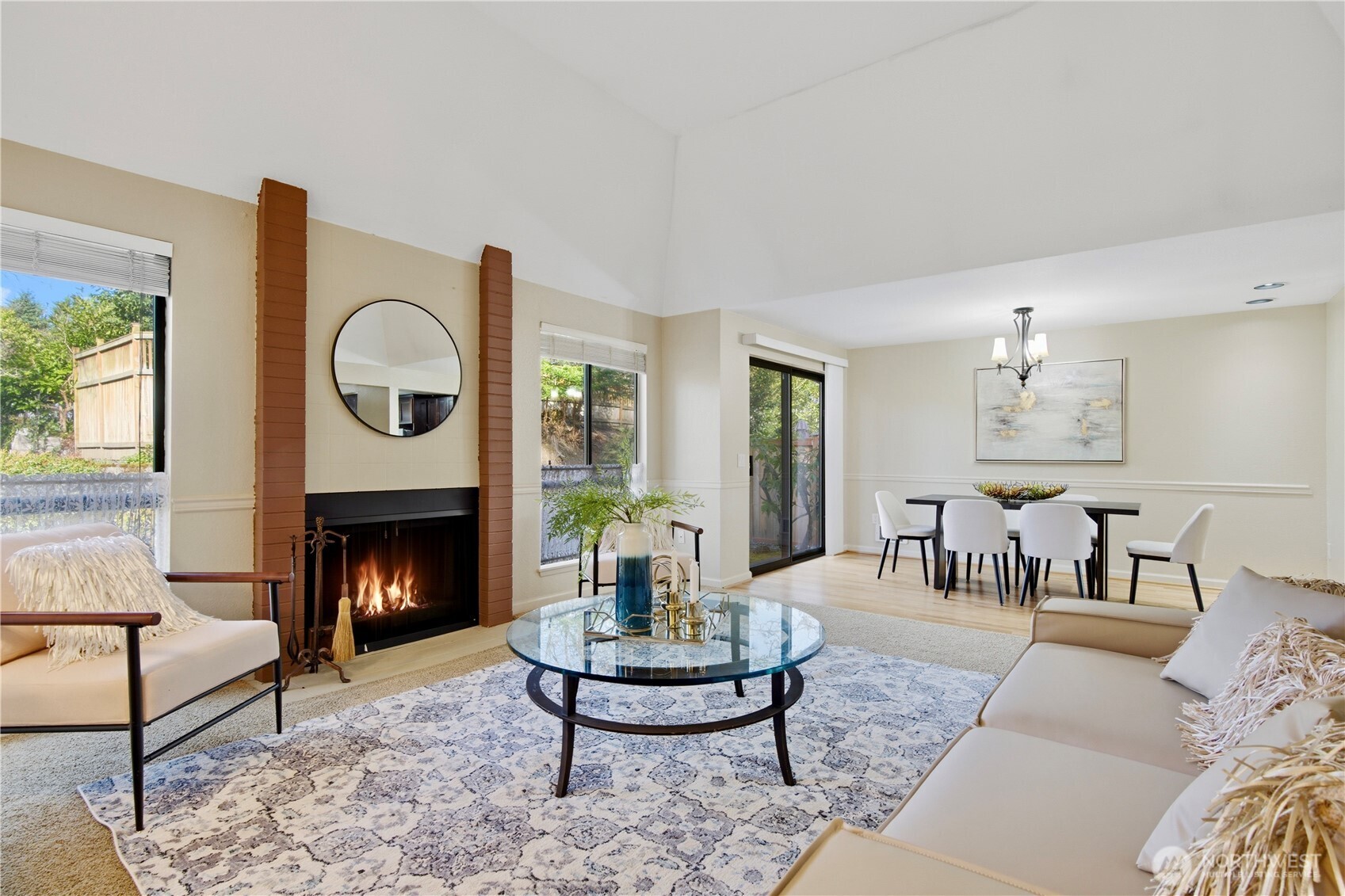 1619 102nd Place NE #B-2, Bellevue, WA 98004
