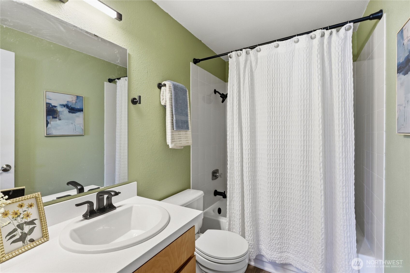 20241 NE Vikings Crest Loop #6-303, Poulsbo, WA 98370