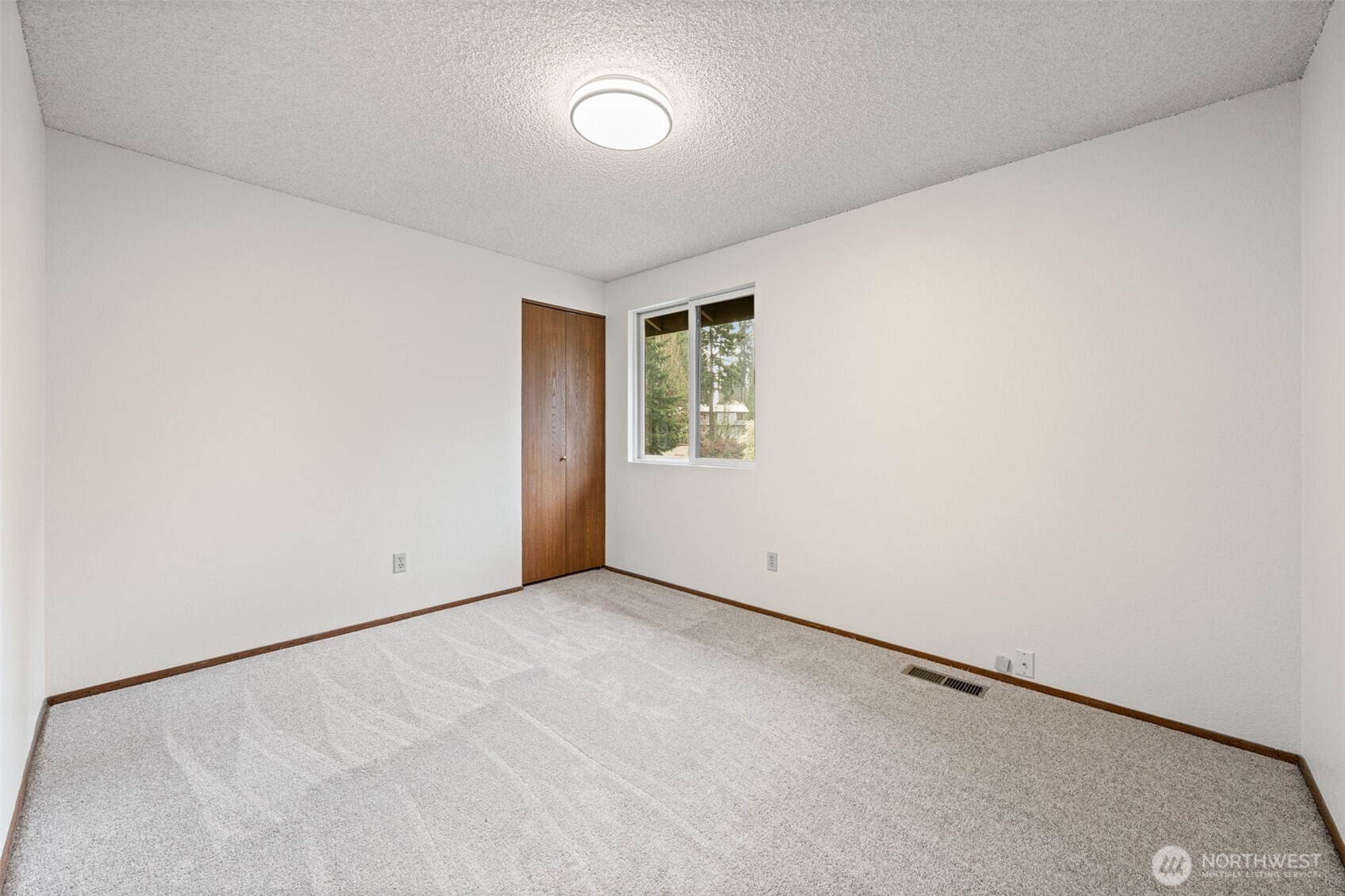 2204 SW 308th Street , Federal Way, WA 98023