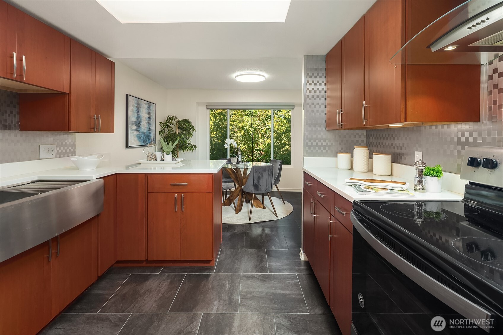 17417 Ashworth Avenue N #203, Shoreline, WA 98133