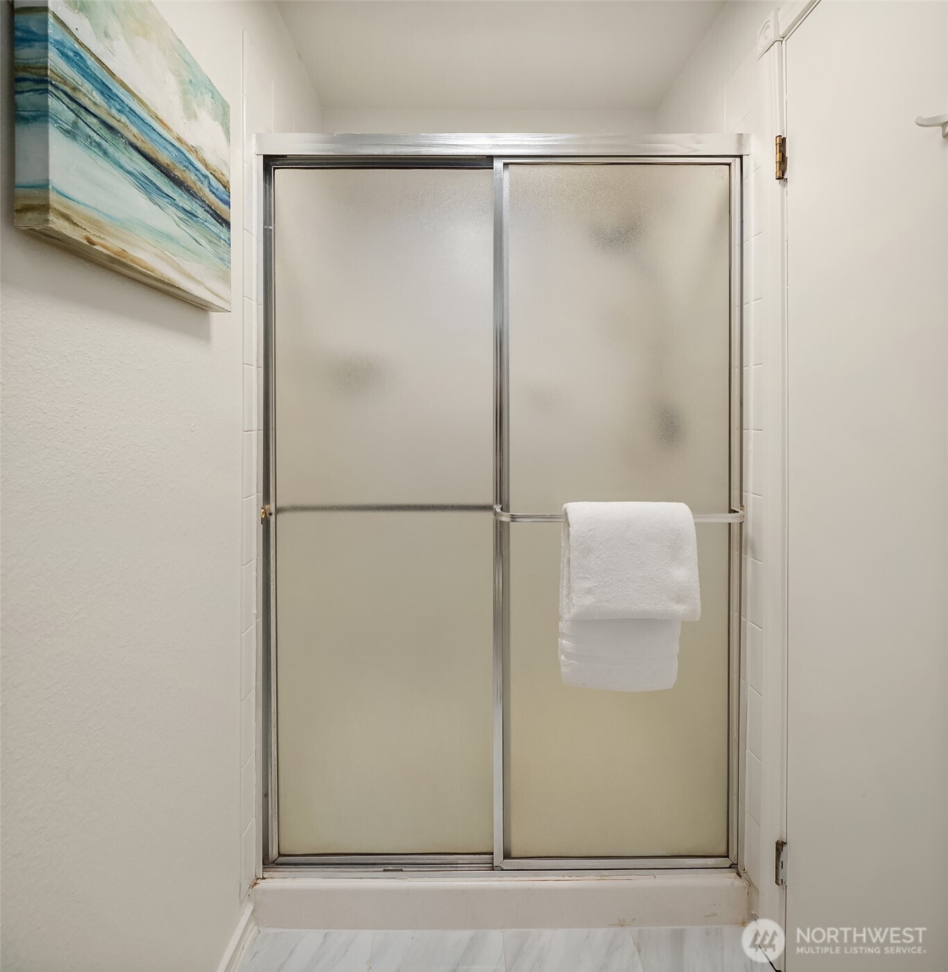 17417 Ashworth Avenue N #203, Shoreline, WA 98133