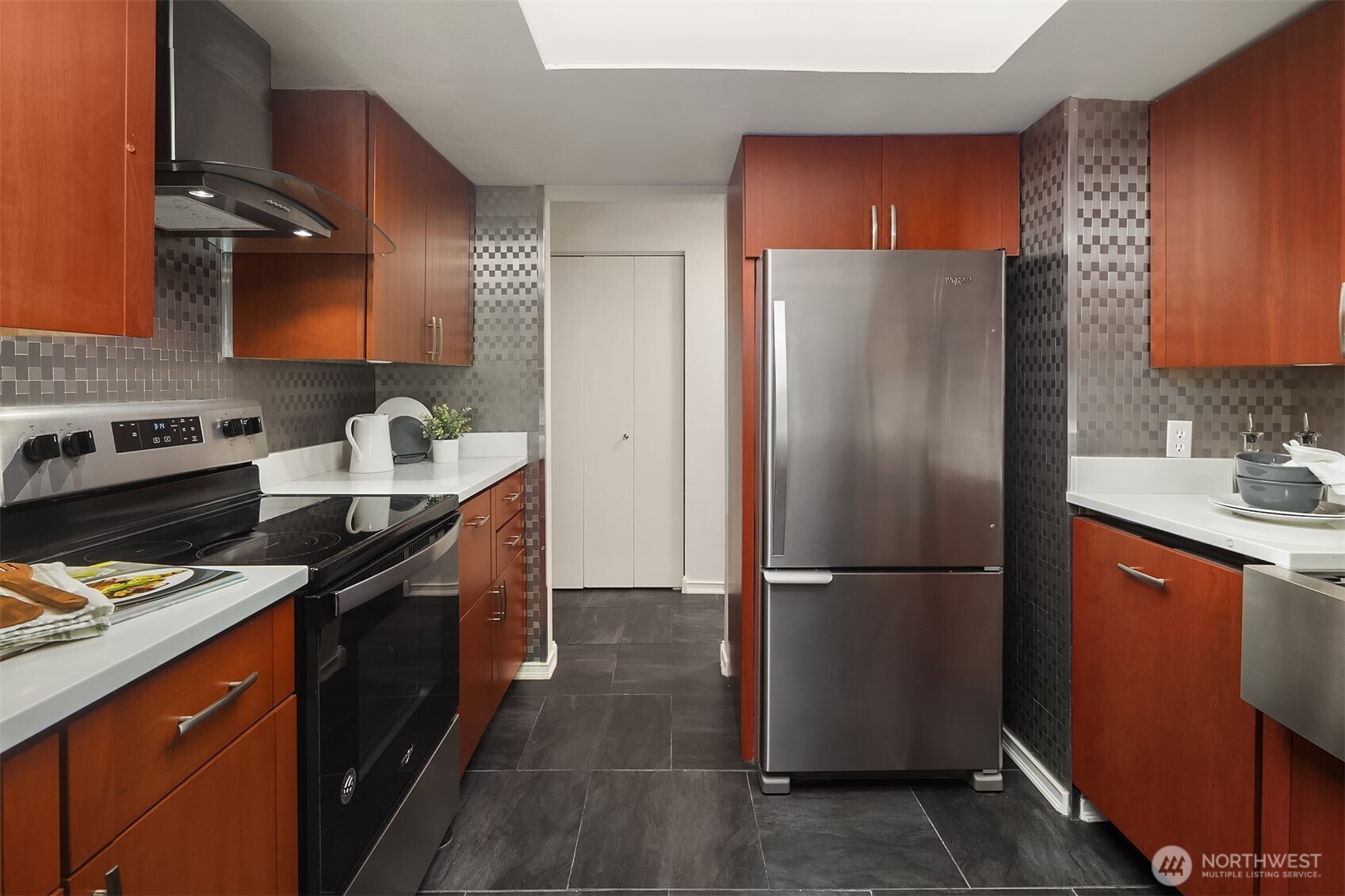 17417 Ashworth Avenue N #203, Shoreline, WA 98133