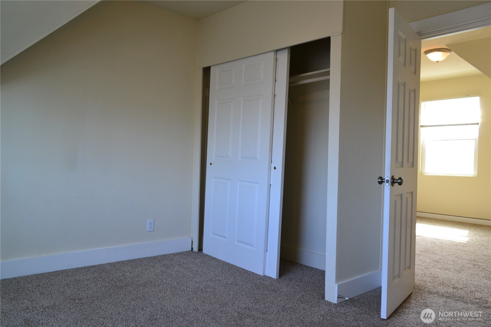 3303 S 64th Street , Tacoma, WA 98409