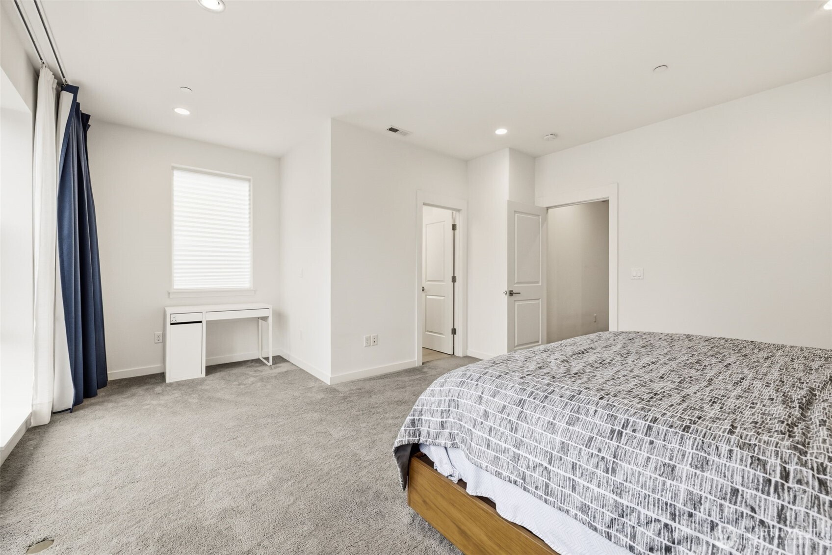 21816 24th Avenue SE #A, Bothell, WA 98021-5112