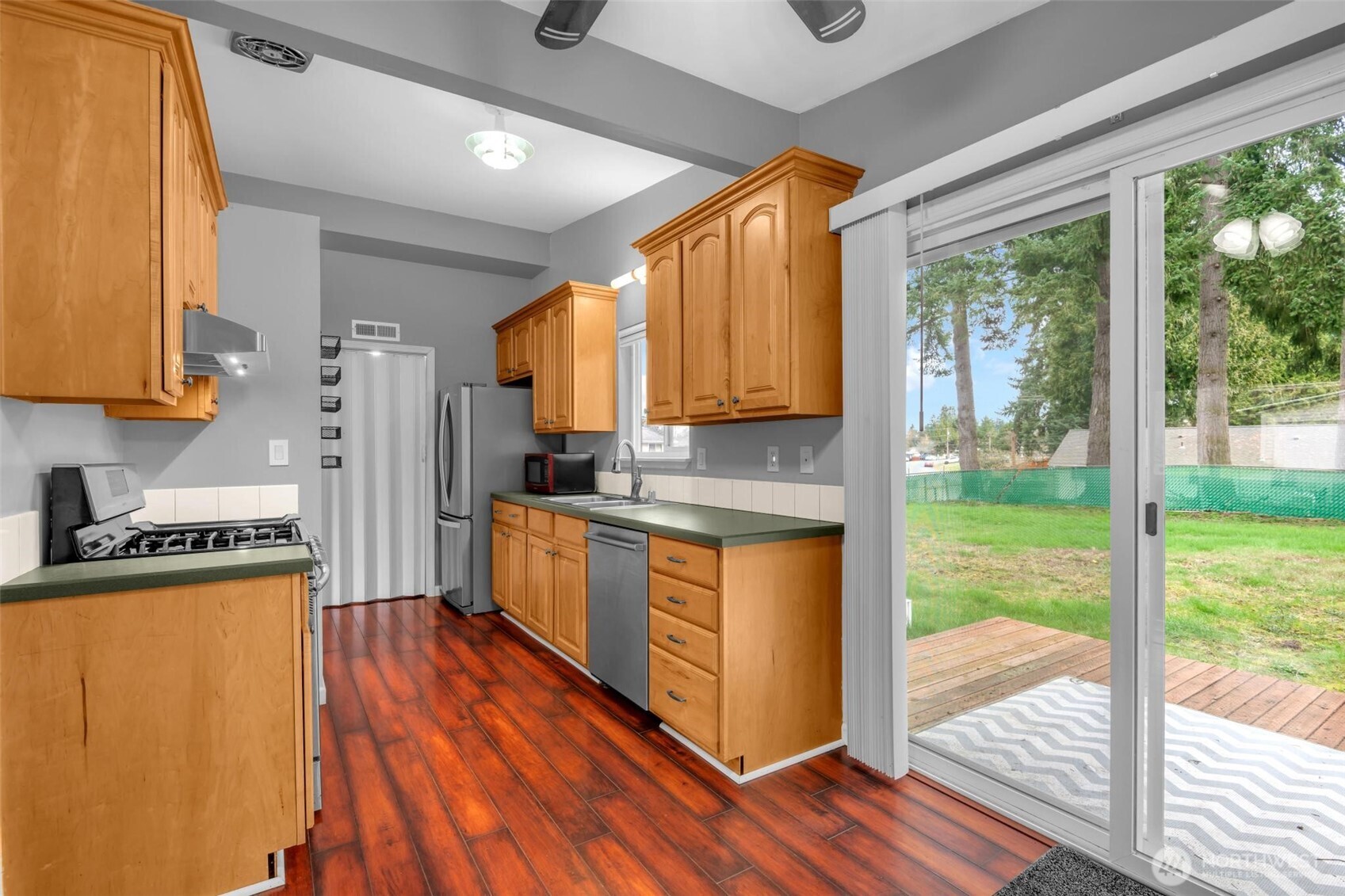 33004 29th Avenue SW, Federal Way, WA 98023