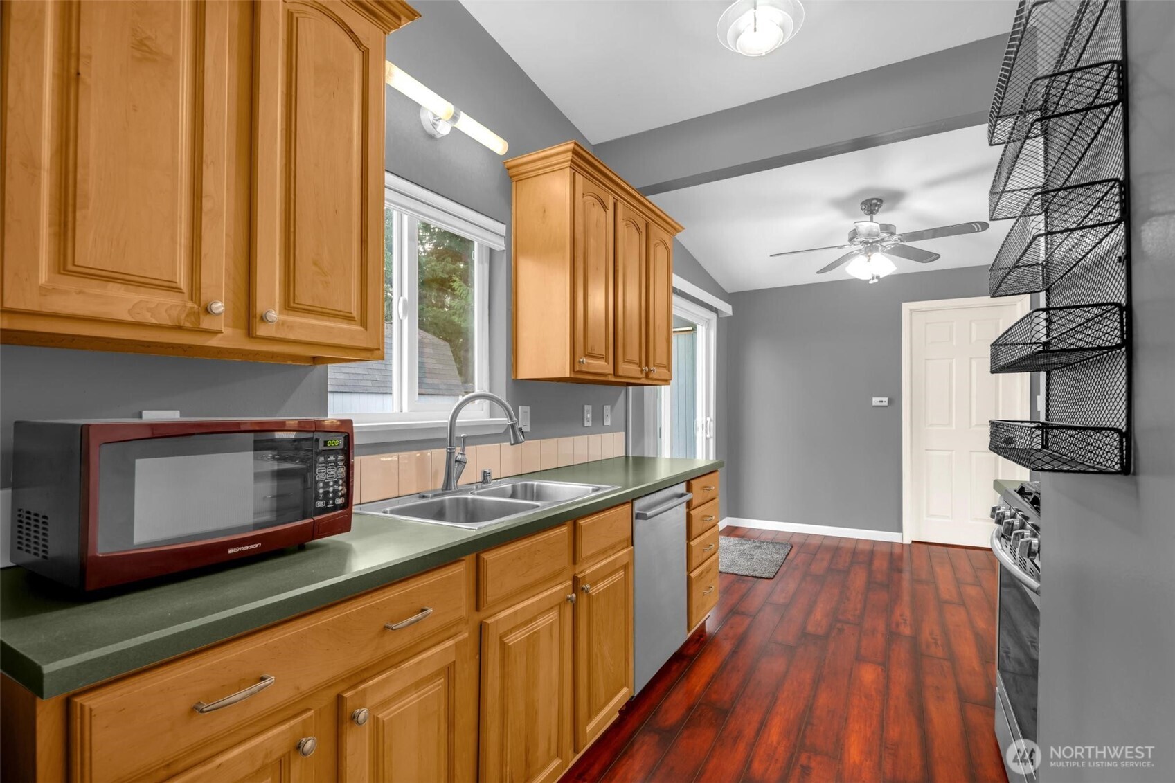 33004 29th Avenue SW, Federal Way, WA 98023