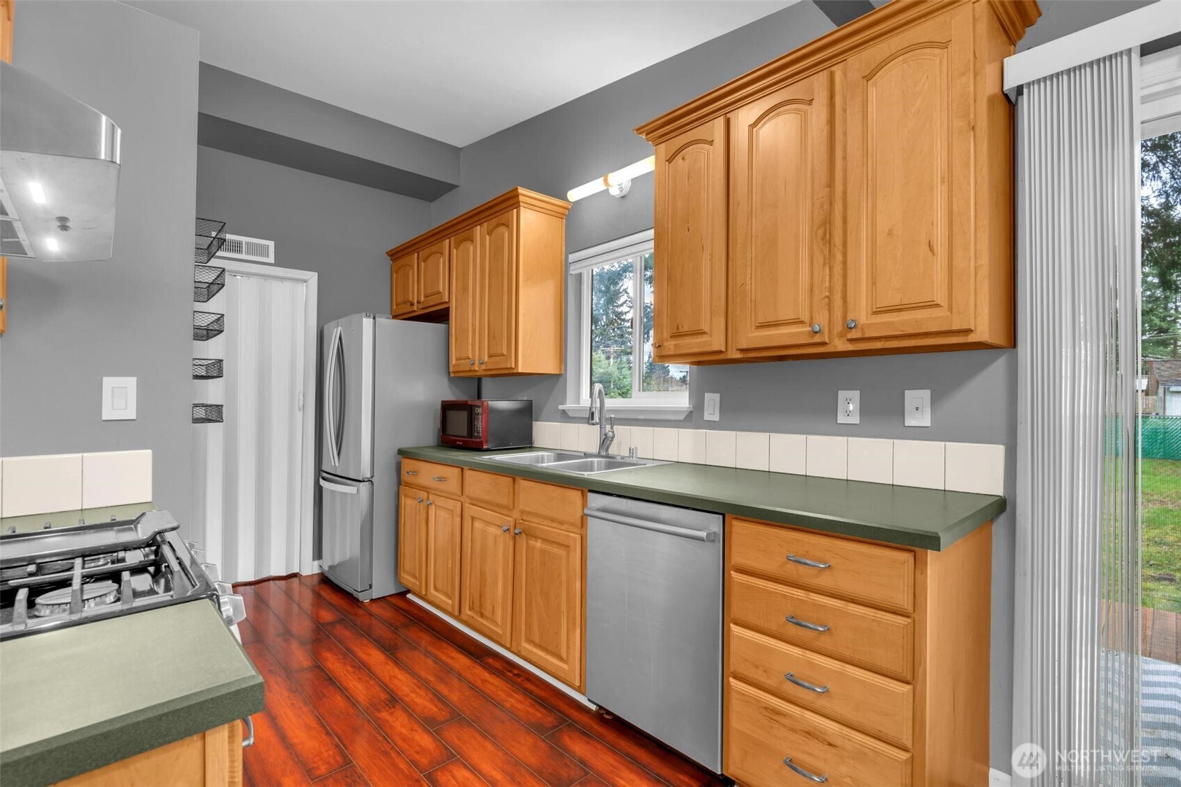 33004 29th Avenue SW, Federal Way, WA 98023