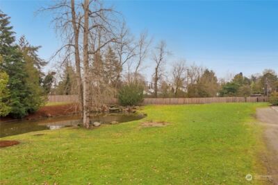 2538 39th Avenue E #6, Seattle, WA 98112 - Photo 2