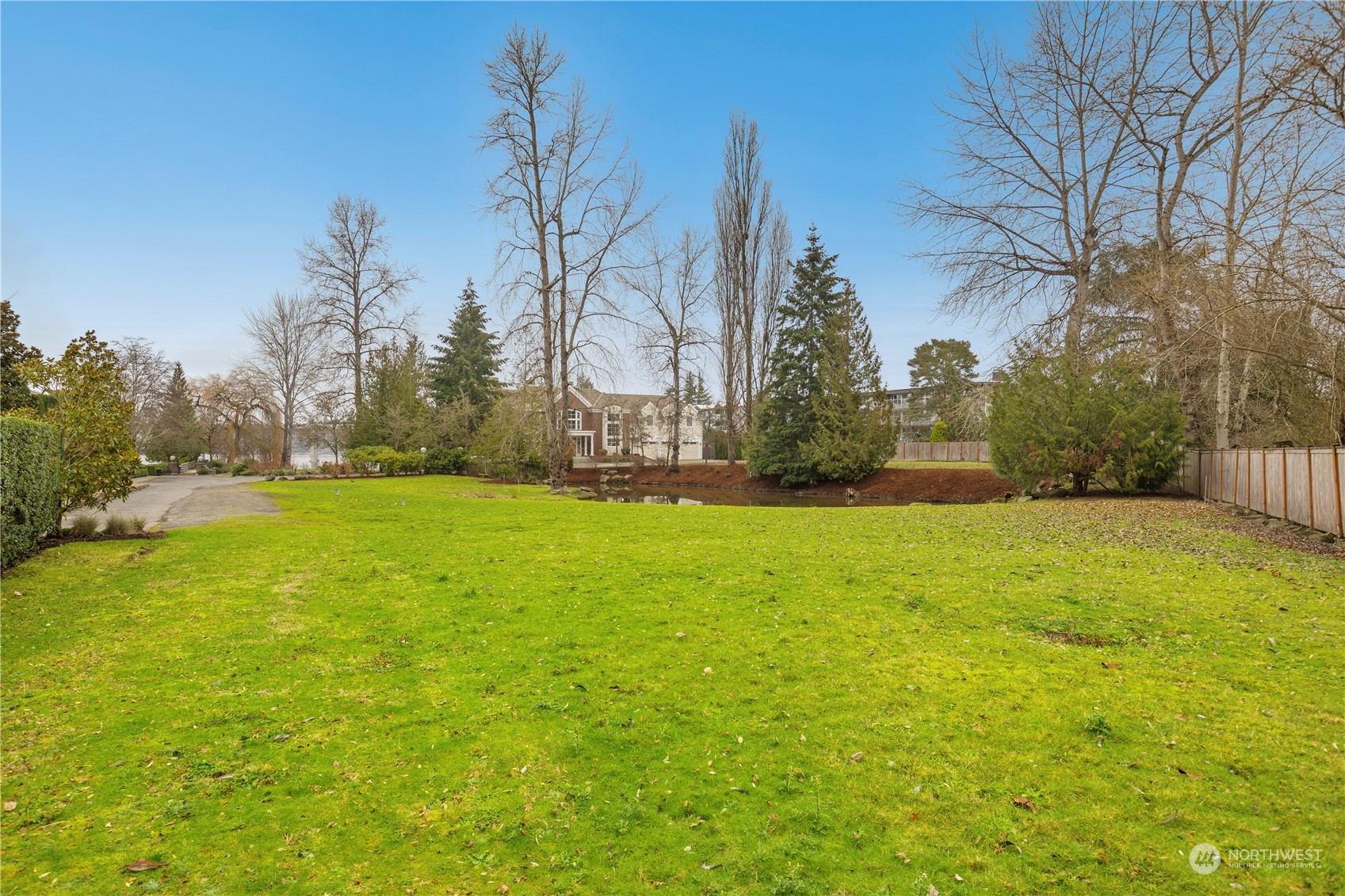 2538 39th Avenue E #6, Seattle, WA 98112