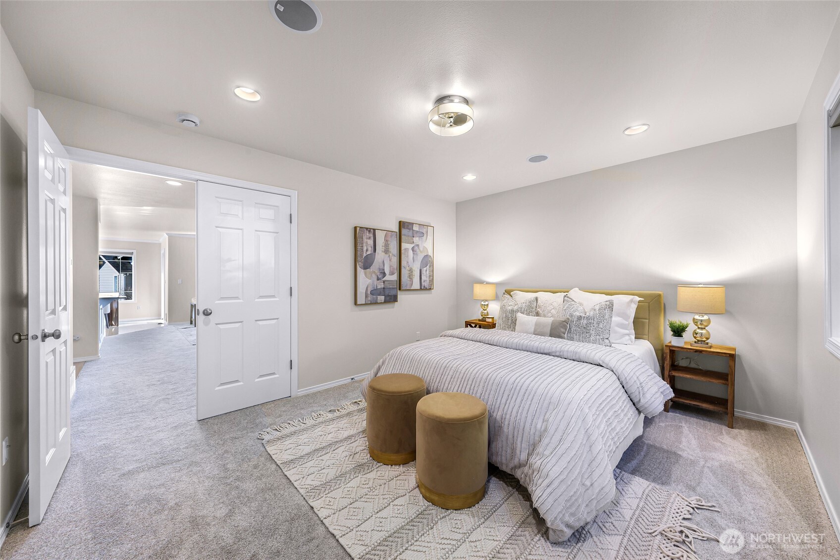 11302 Ohde Circle , Kirkland, WA 98033