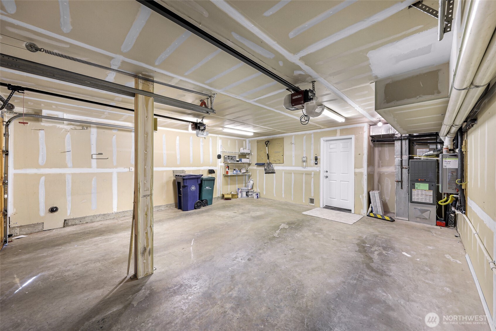 11302 Ohde Circle , Kirkland, WA 98033