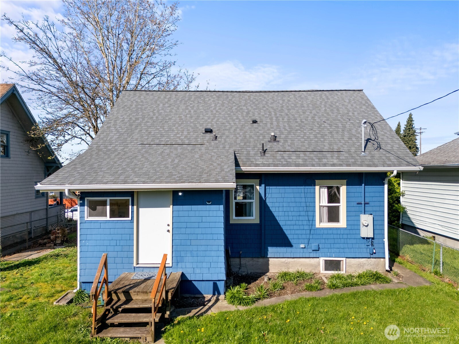 3607 E Spokane Street , Tacoma, WA 98404