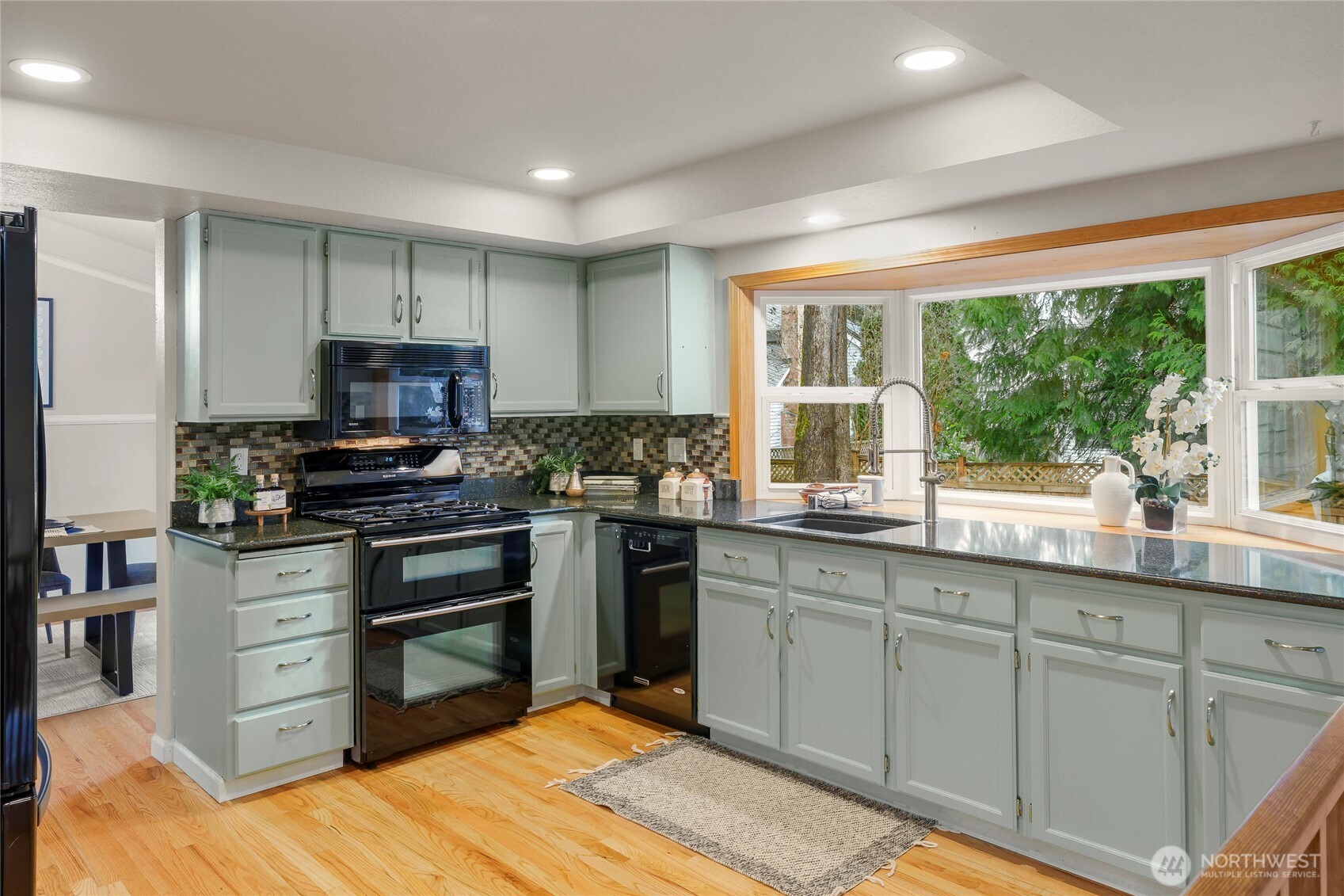 13708 175th Court NE, Redmond, WA 98052