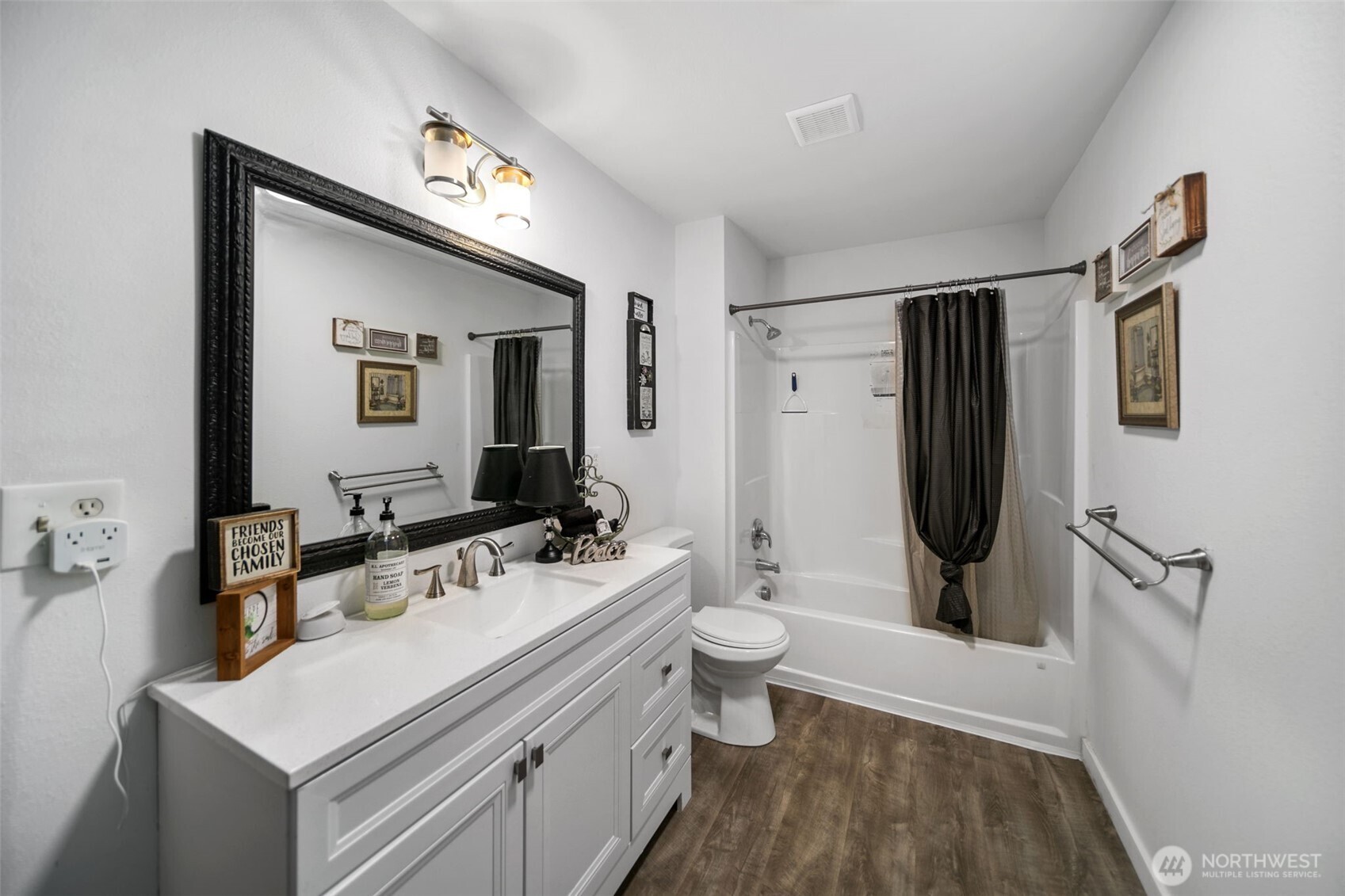 5177 Woodring Canyon Road , Cashmere, WA 98815