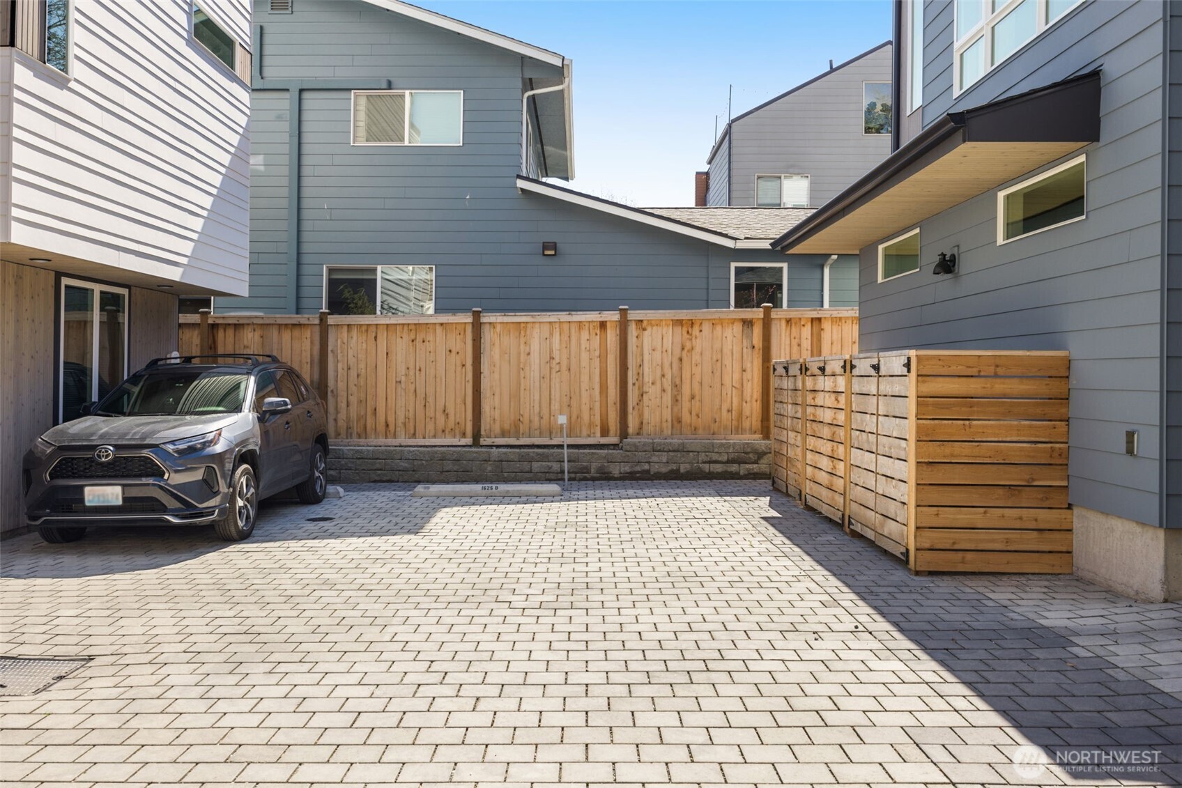 1625 B 21st Avenue , Seattle, WA 98122