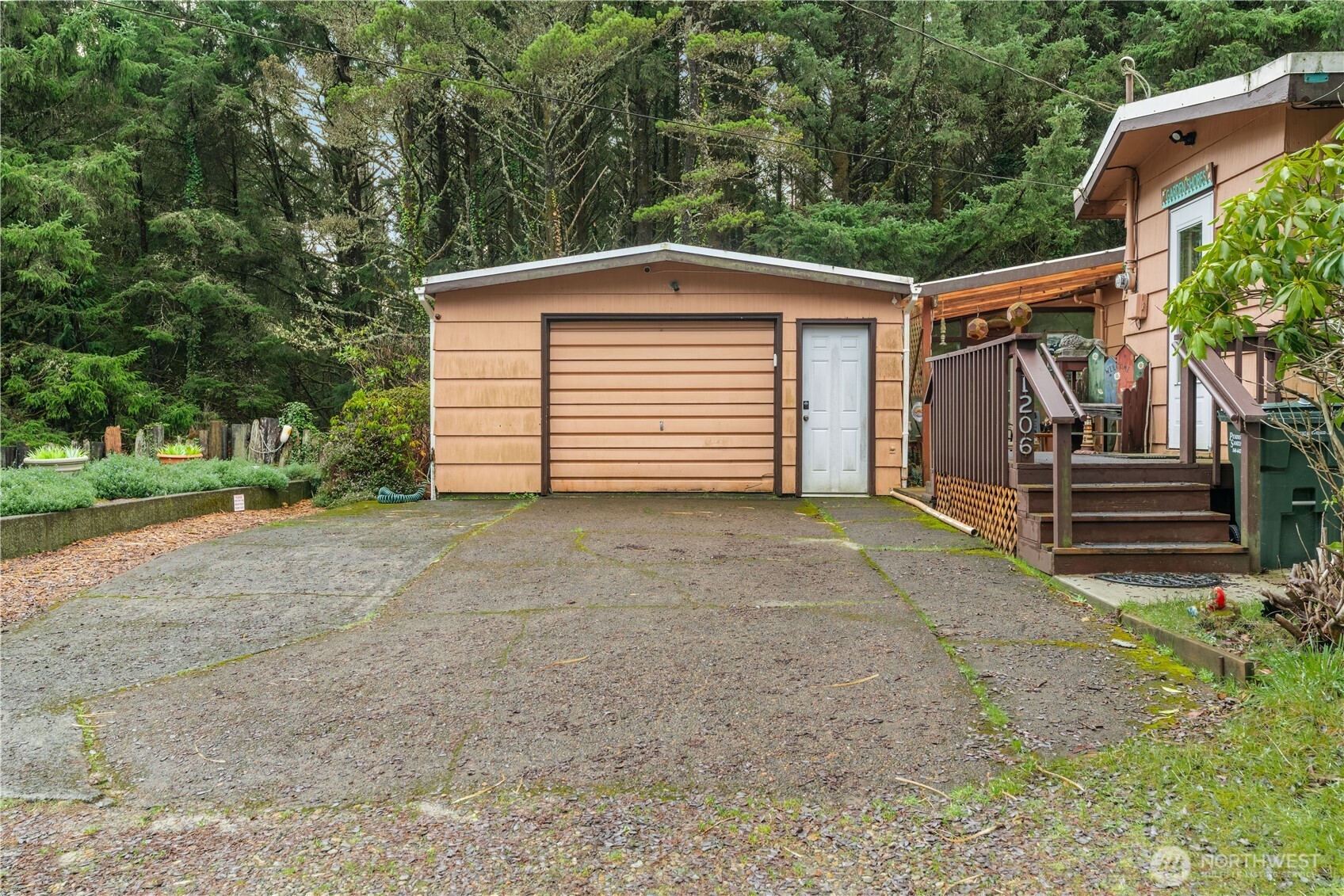 1206 184th Place , Long Beach, WA 98631