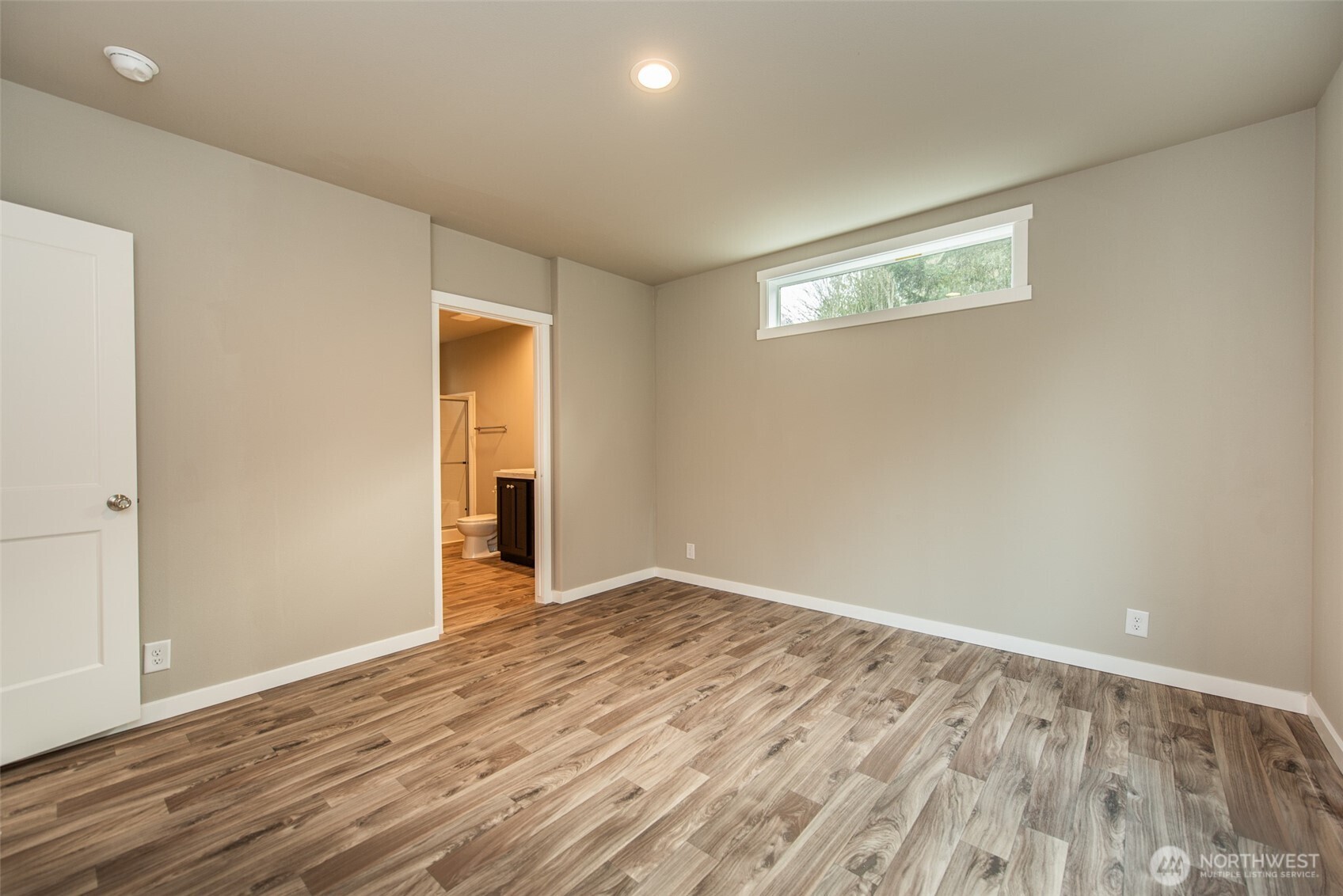 211 S Barr Road , Port Angeles, WA 98362