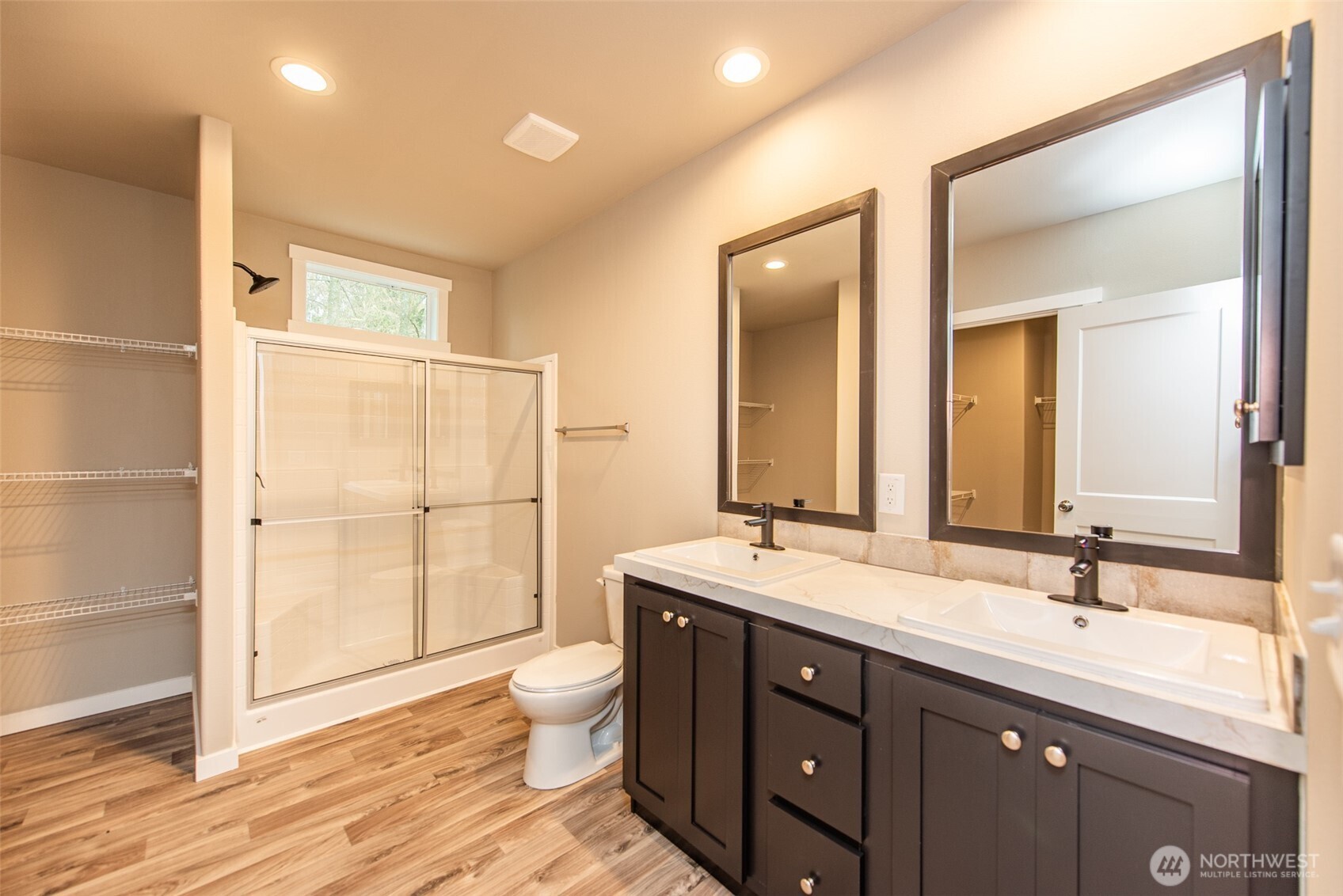 211 S Barr Road , Port Angeles, WA 98362