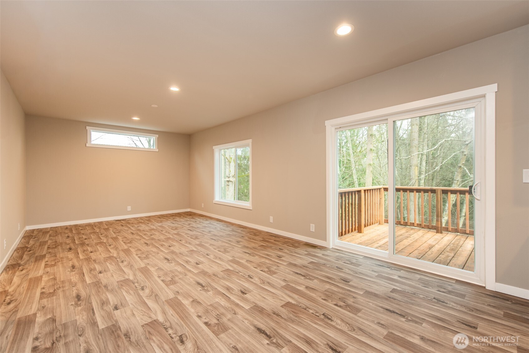 211 S Barr Road , Port Angeles, WA 98362