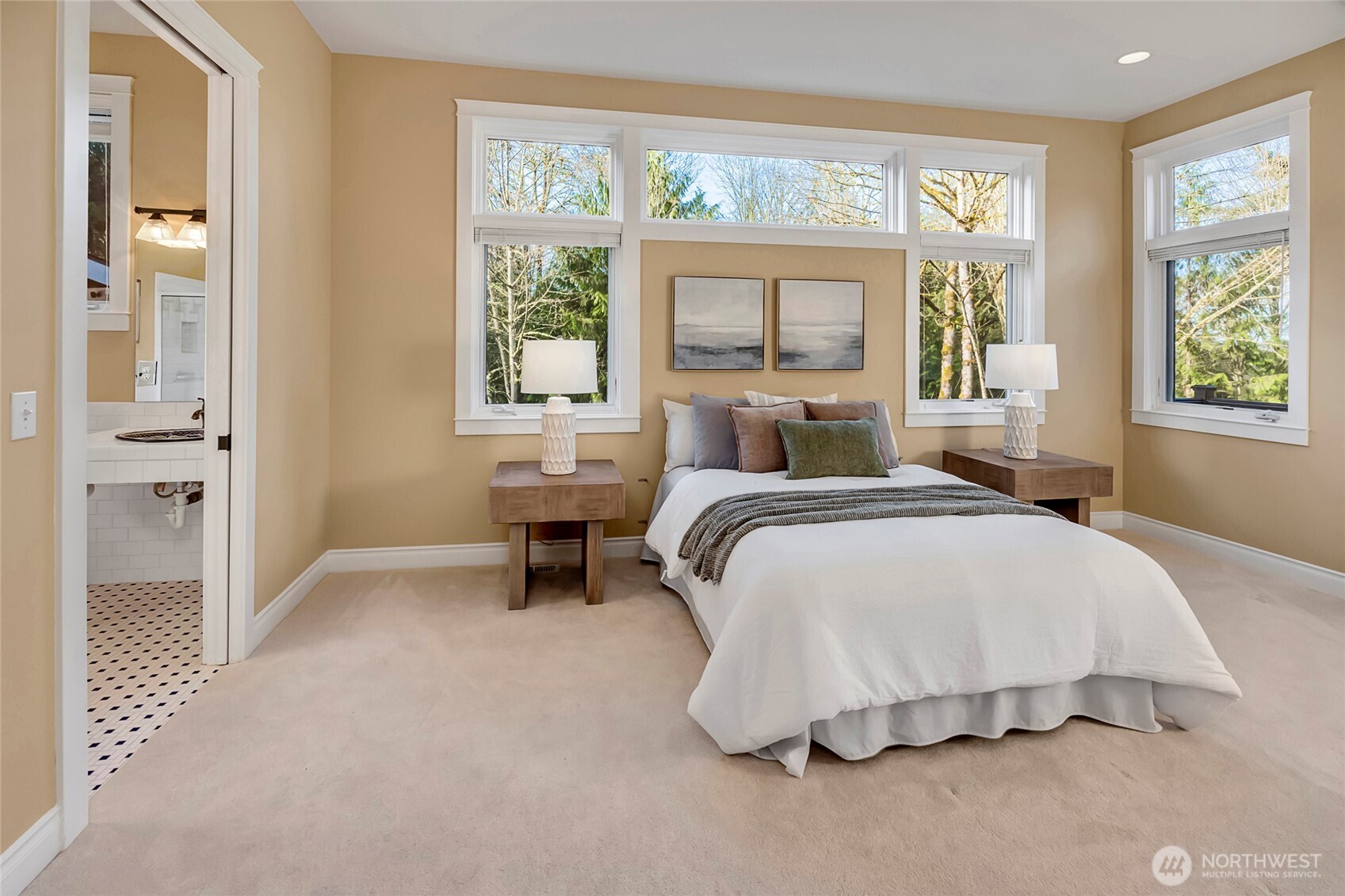 21625 NE 175th Street , Woodinville, WA 98077