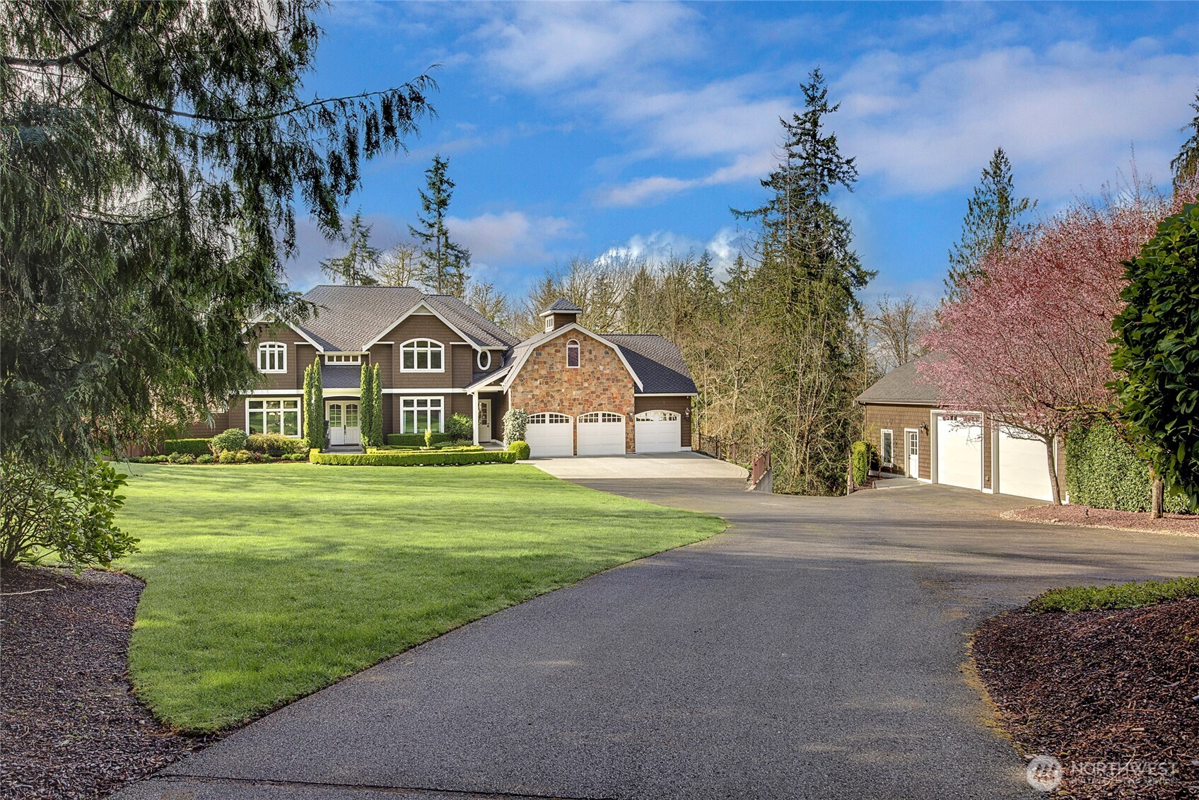 21625 NE 175th Street , Woodinville, WA 98077