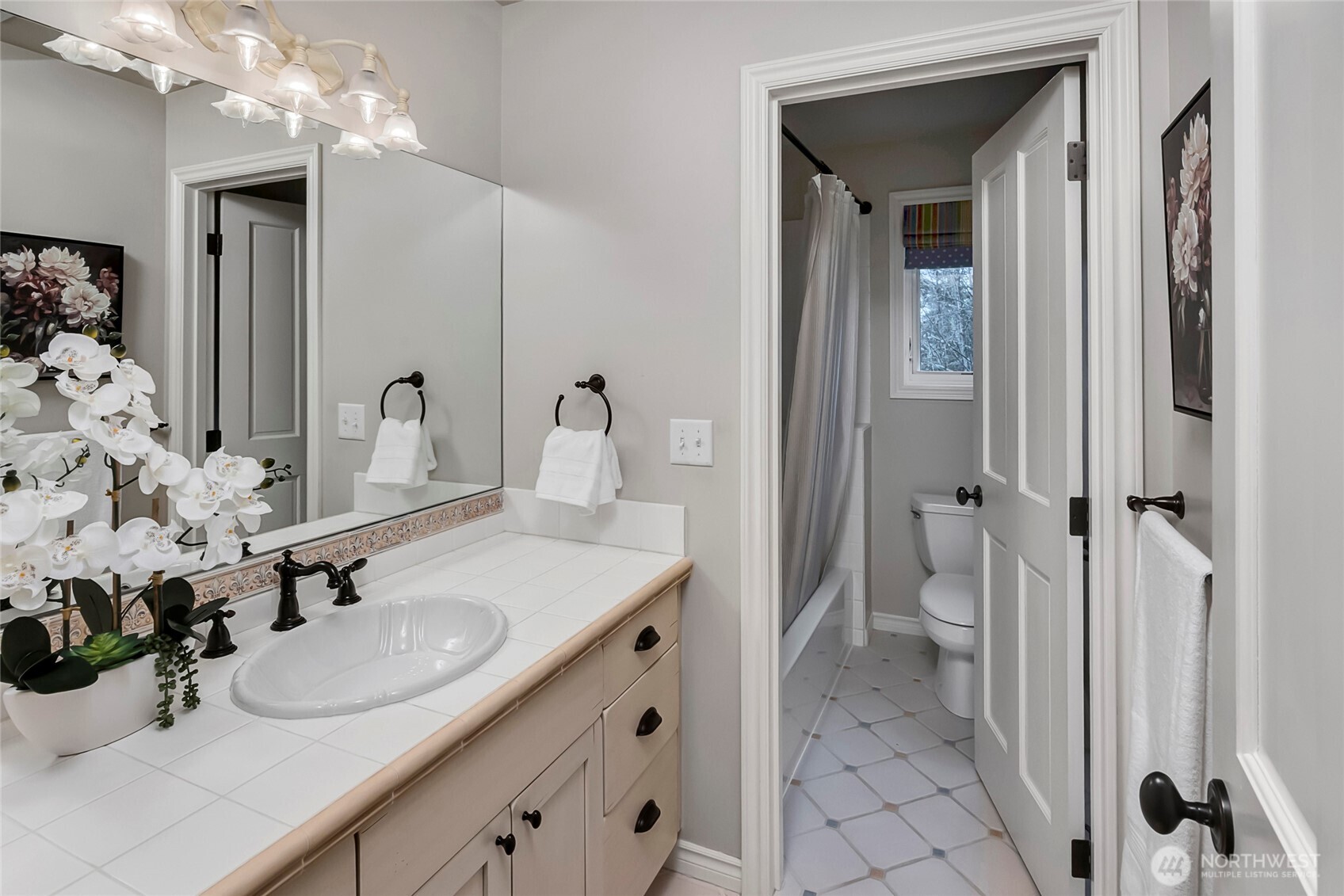 21625 NE 175th Street , Woodinville, WA 98077