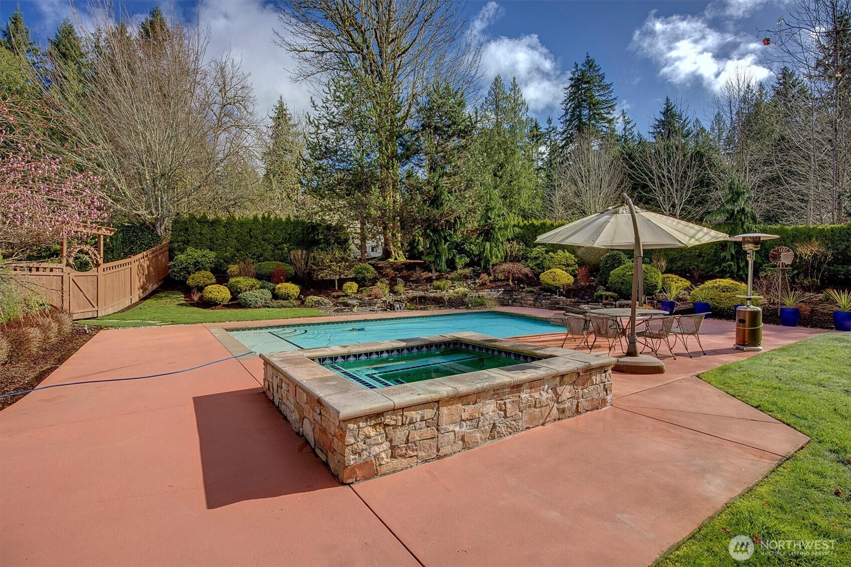 21625 NE 175th Street , Woodinville, WA 98077