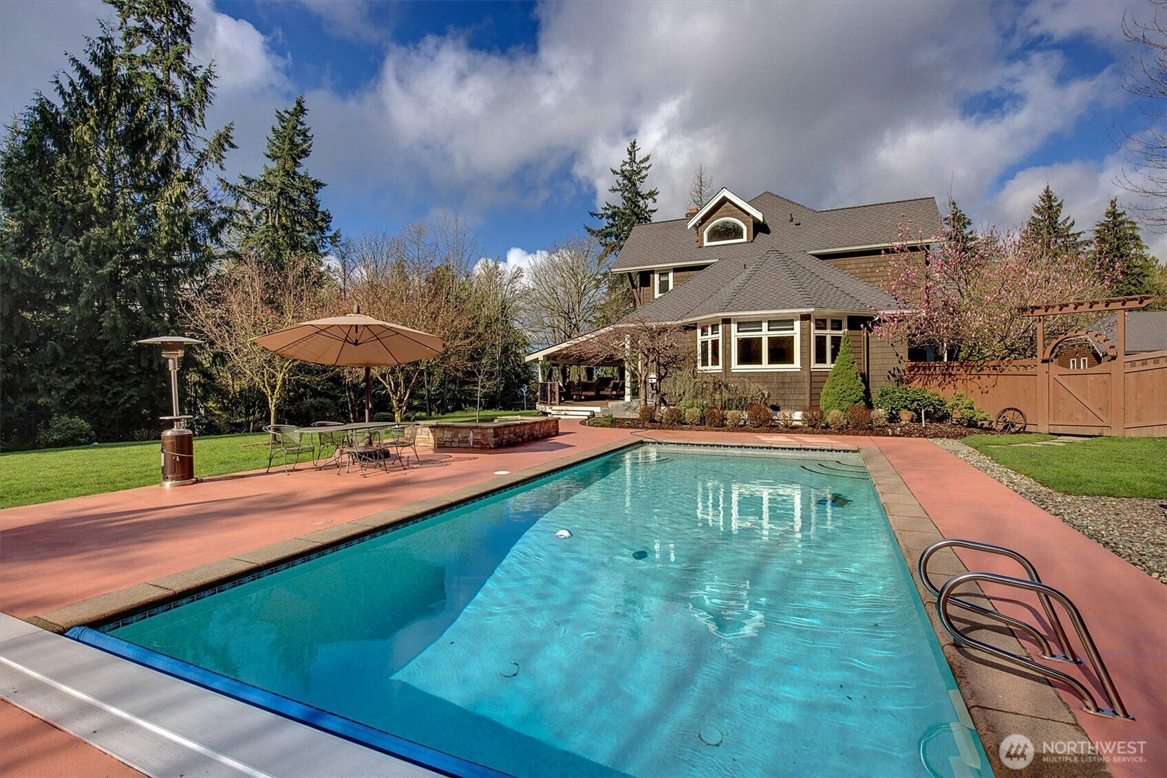 21625 NE 175th Street , Woodinville, WA 98077