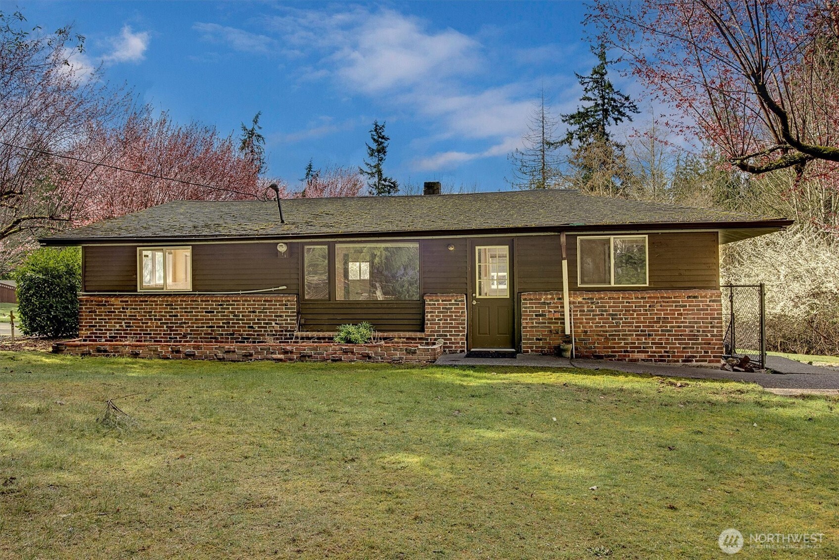 21625 NE 175th Street , Woodinville, WA 98077