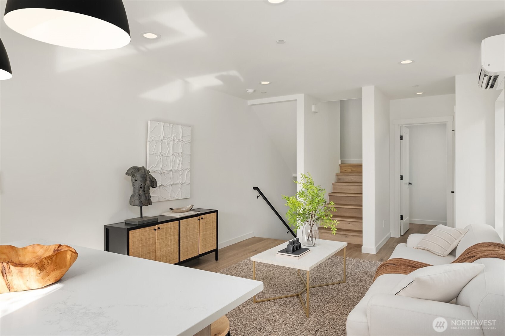 333 NW 47th Street #C, Seattle, WA 98107