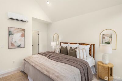 10823 11th Avenue NE, Seattle, WA 98125 - Photo 12