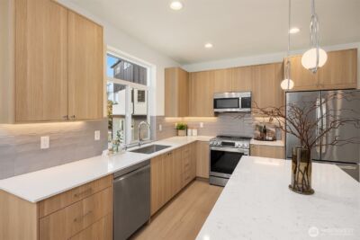 10823 11th Avenue NE, Seattle, WA 98125 - Photo 5