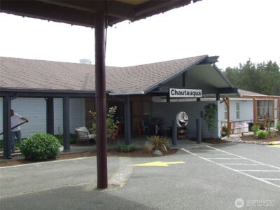 304 NW 14th Street NW #207, Long Beach, WA 98631 - Photo 1