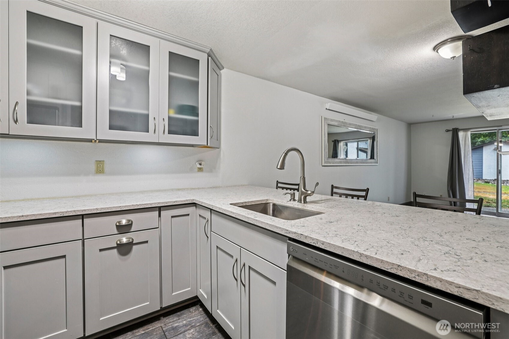 280 NW Newport Way #B14, Issaquah, WA 98027