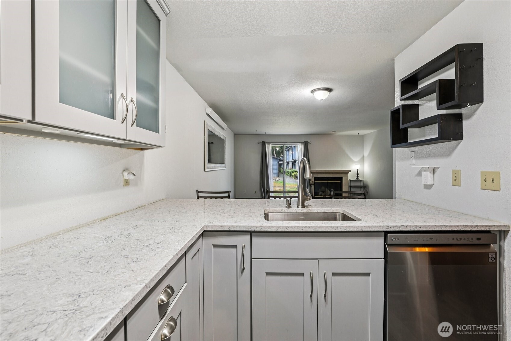 280 NW Newport Way #B14, Issaquah, WA 98027