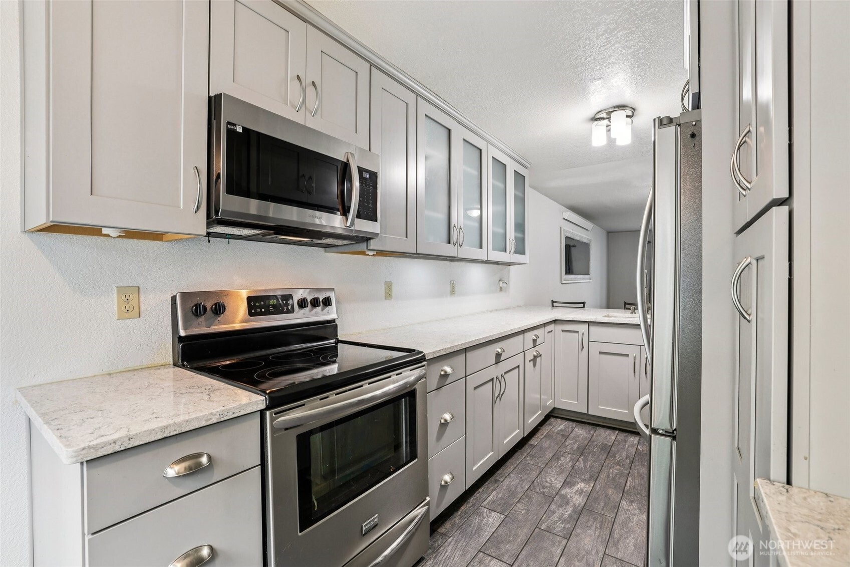 280 NW Newport Way #B14, Issaquah, WA 98027