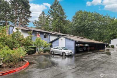 280 NW Newport Way #B14, Issaquah, WA 98027 - Photo 2