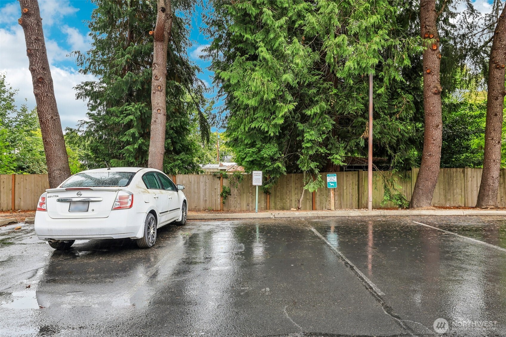 280 NW Newport Way #B14, Issaquah, WA 98027