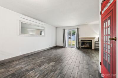 280 NW Newport Way #B14, Issaquah, WA 98027 - Photo 4