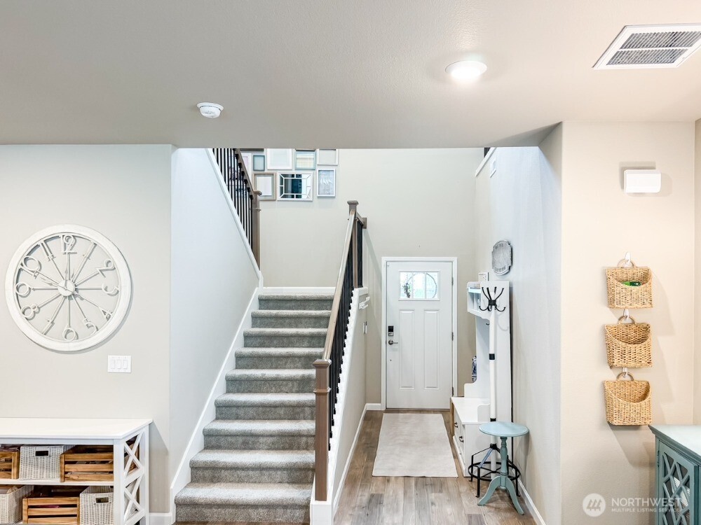 32938 Ash Avenue SE, Black Diamond, WA 98010