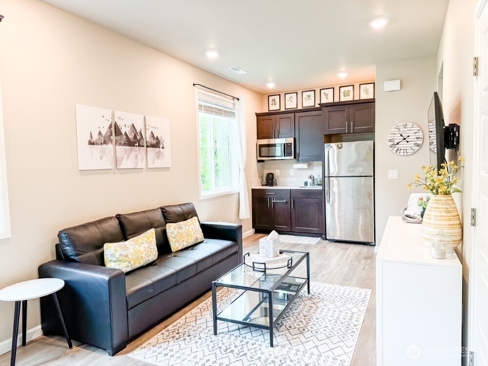 32938 Ash Avenue SE, Black Diamond, WA 98010