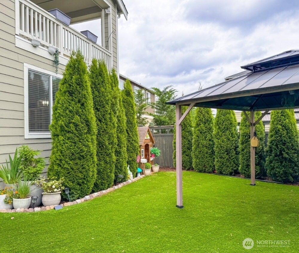 32938 Ash Avenue SE, Black Diamond, WA 98010