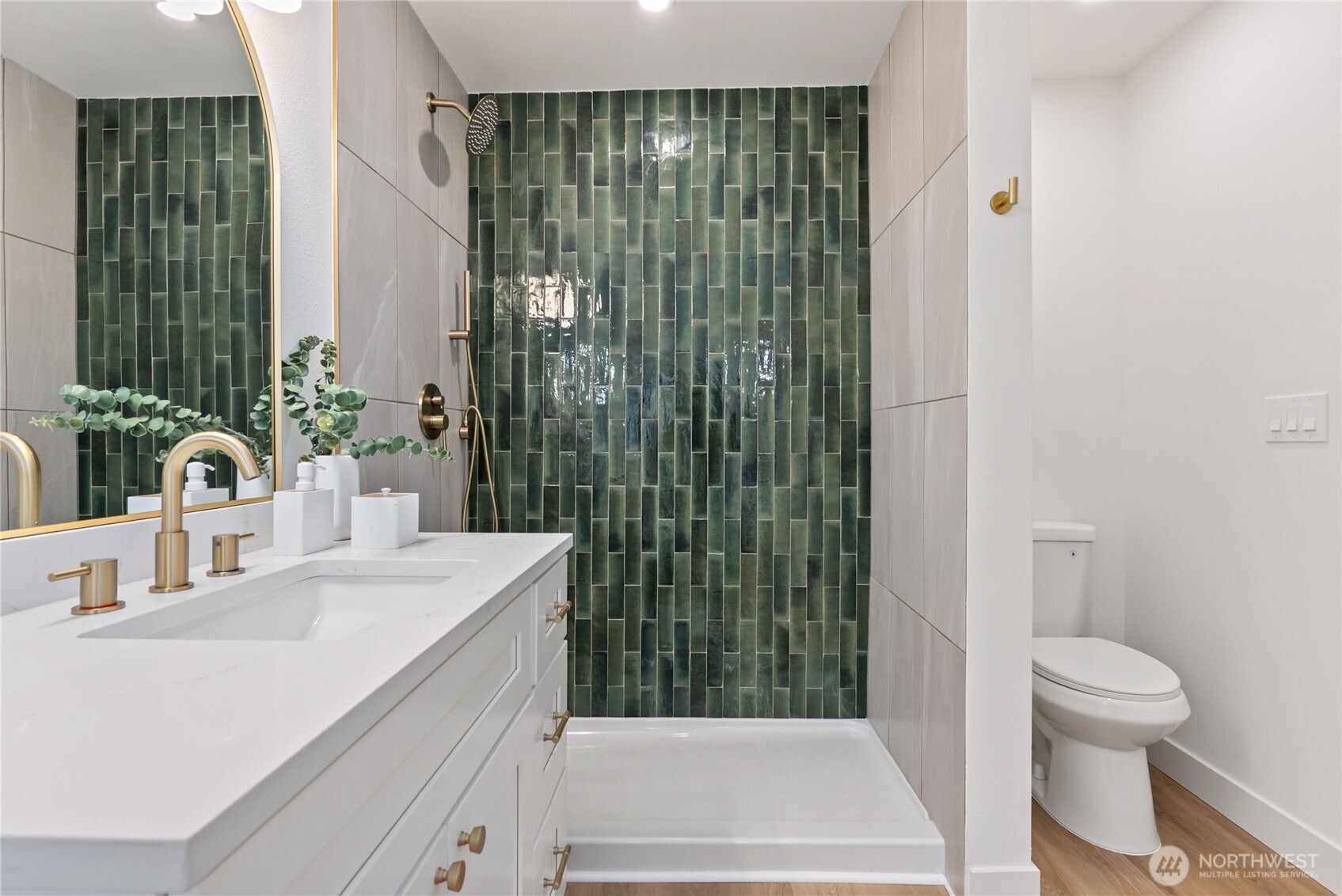 35851 12th Avenue SW, Federal Way, WA 98023