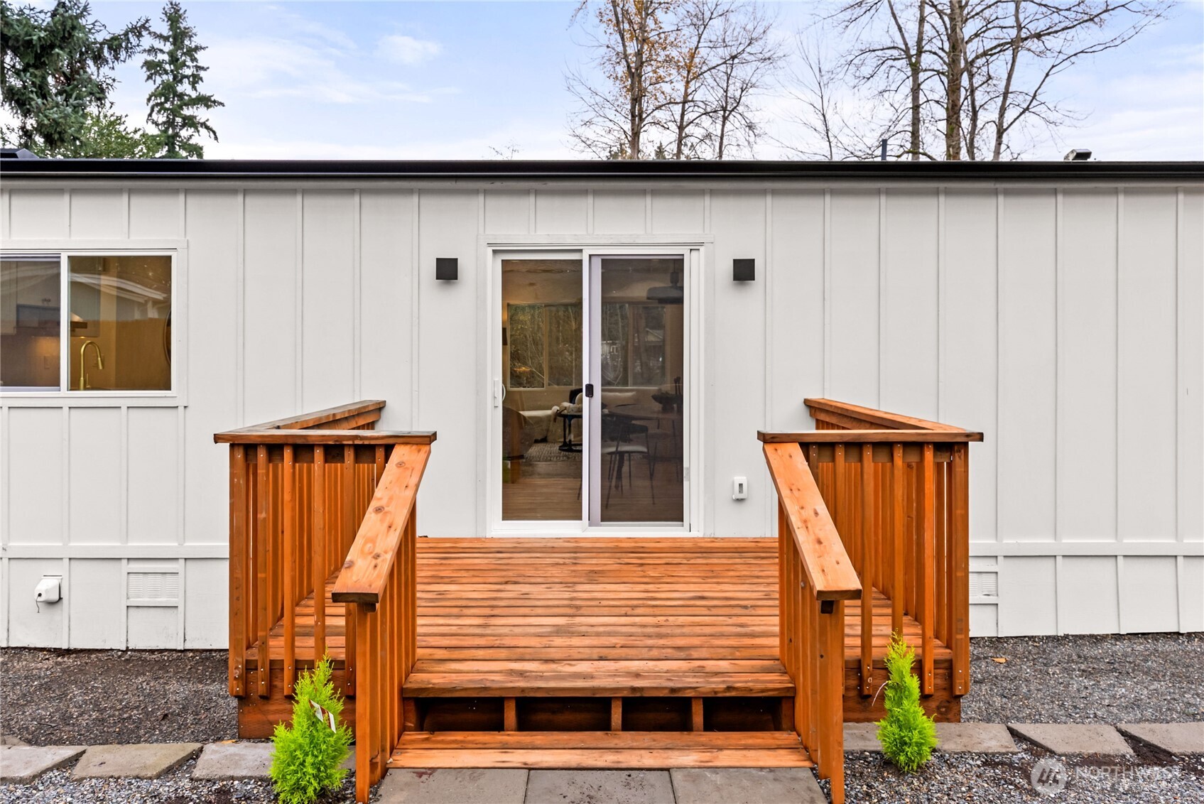 35851 12th Avenue SW, Federal Way, WA 98023