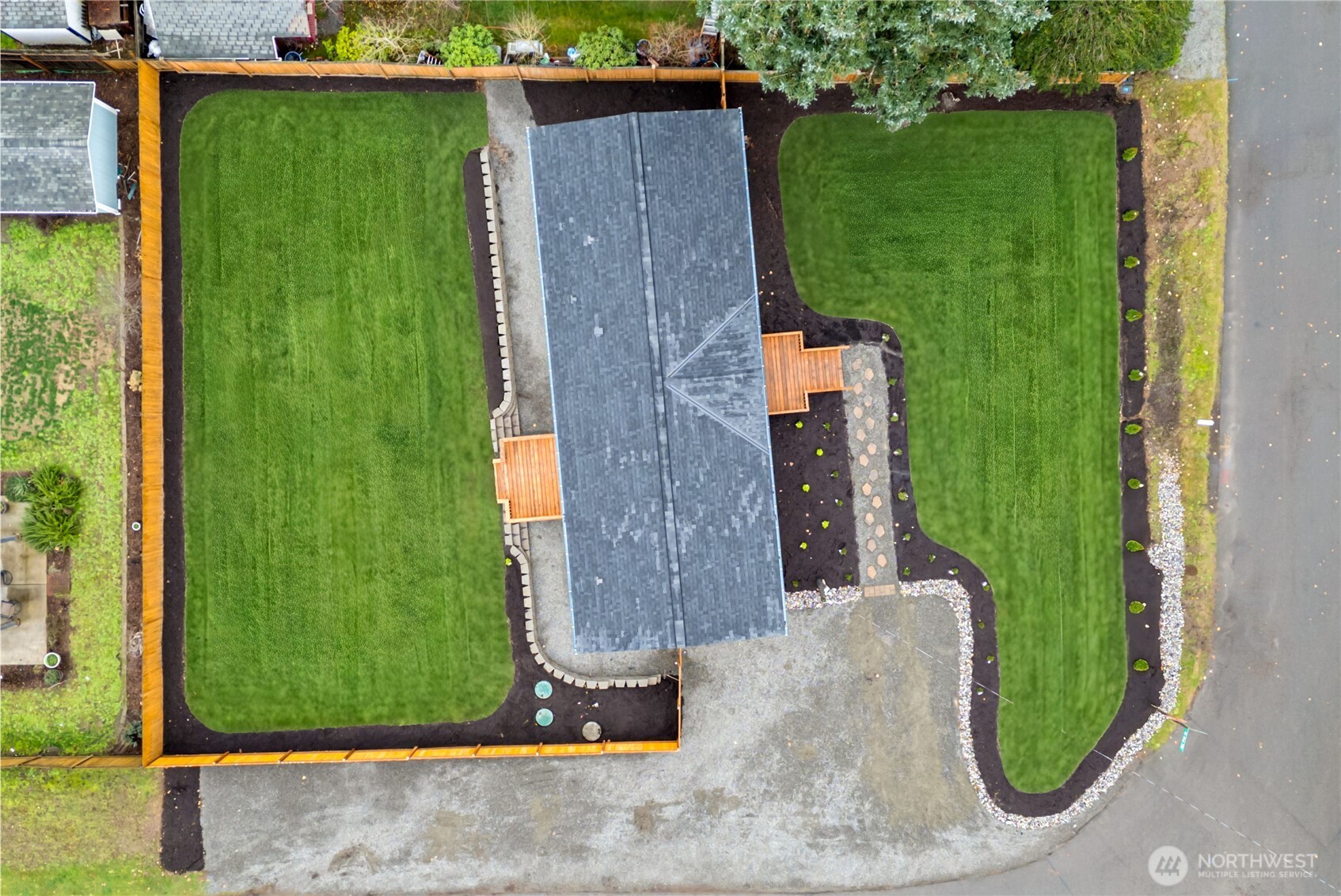 35851 12th Avenue SW, Federal Way, WA 98023