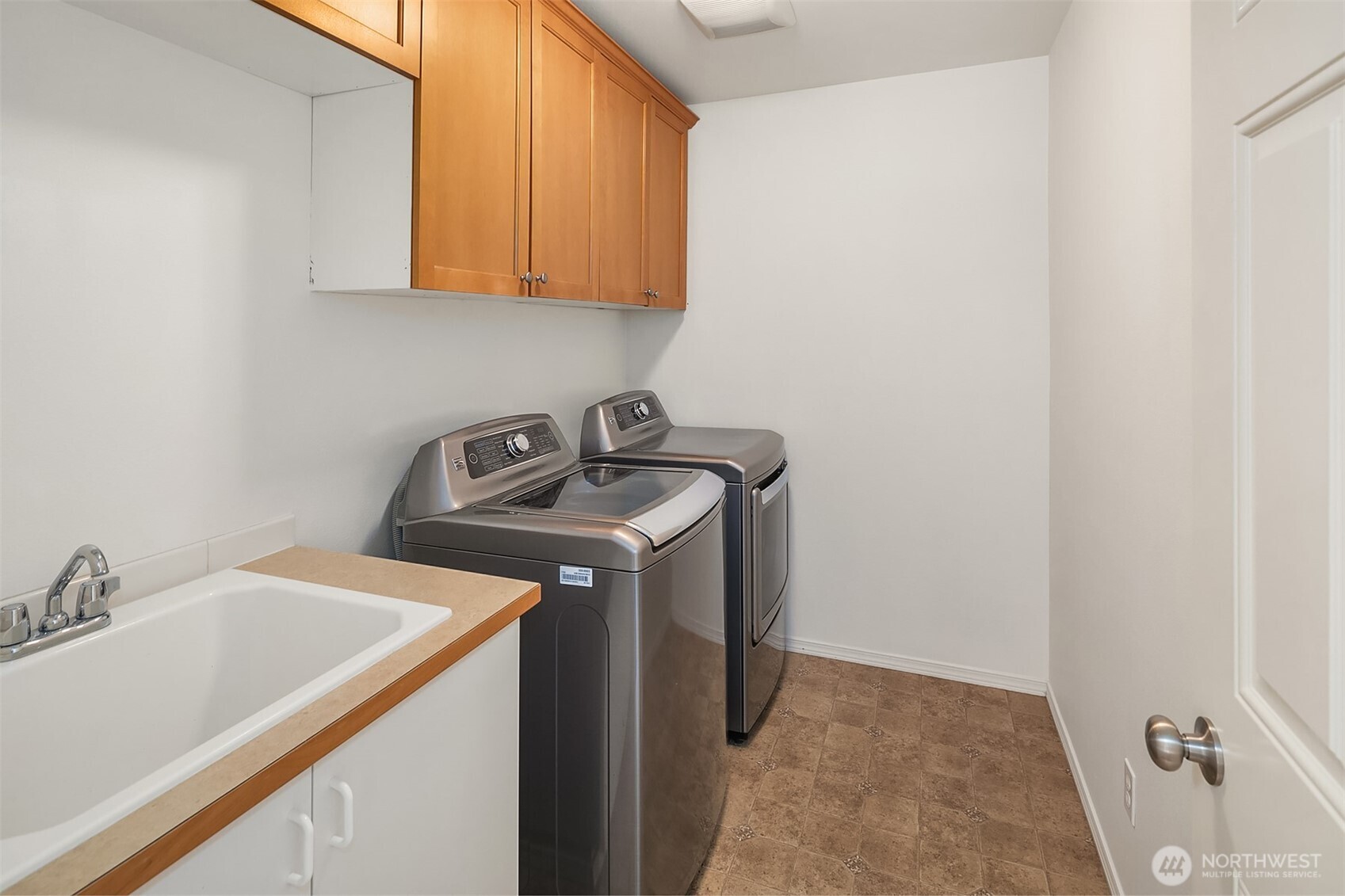 22632 SE 281st Street , Maple Valley, WA 98038