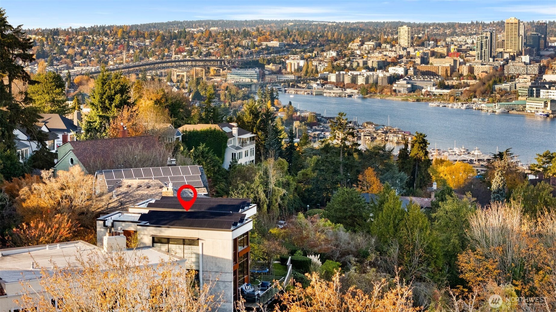 1527 E Howe Street , Seattle, WA 98112