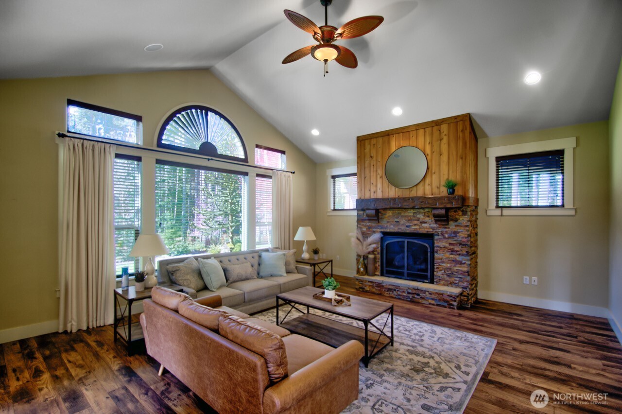 7436 Gallagher Cove Road NW, Olympia, WA 98502