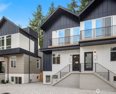 10815 11th Avenue NE, Seattle, WA 98125 - Photo 1